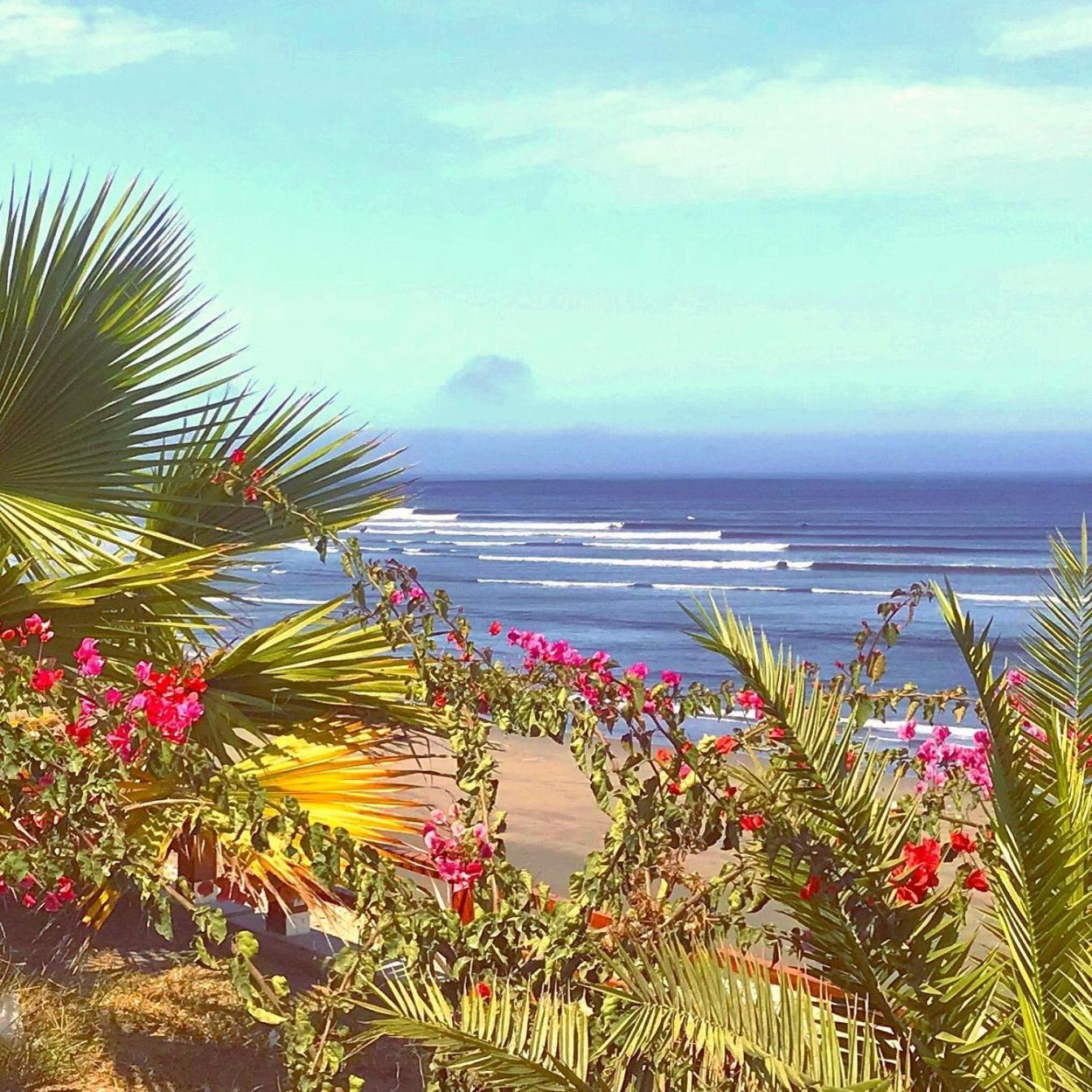 Surf House Chicama Hotel ปวยร์โต จิกามา ภายนอก รูปภาพ