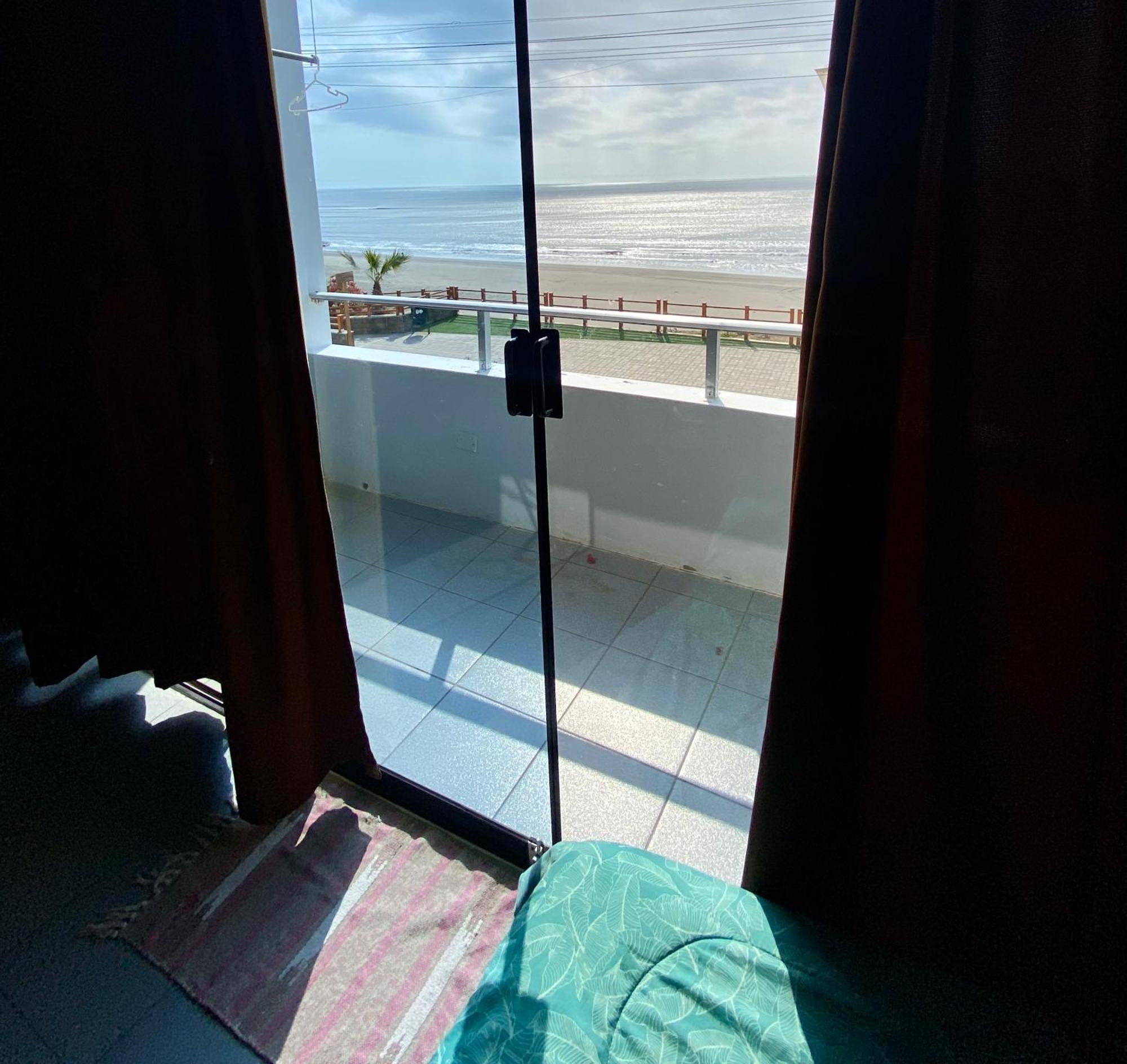 Surf House Chicama Hotel ปวยร์โต จิกามา ภายนอก รูปภาพ