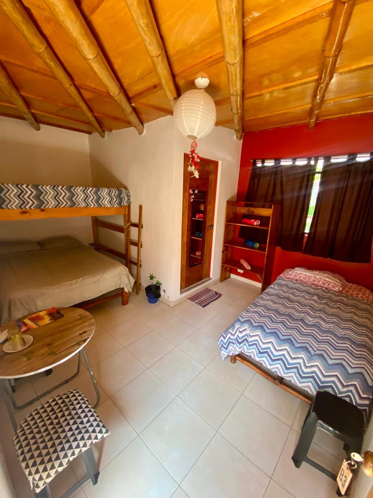 Surf House Chicama Hotel ปวยร์โต จิกามา ภายนอก รูปภาพ