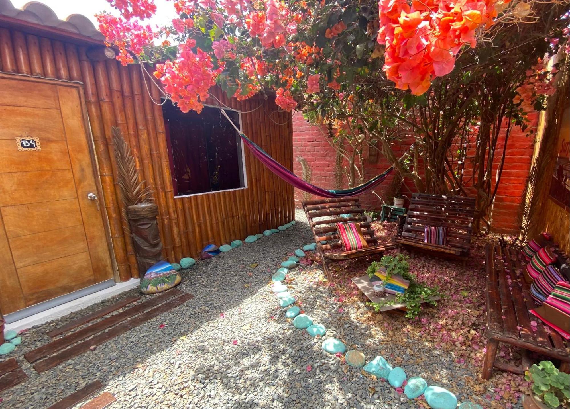 Surf House Chicama Hotel ปวยร์โต จิกามา ภายนอก รูปภาพ